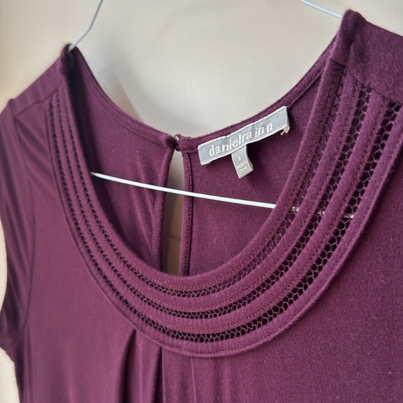 Daniel Rainn top - Picture 4 of 9